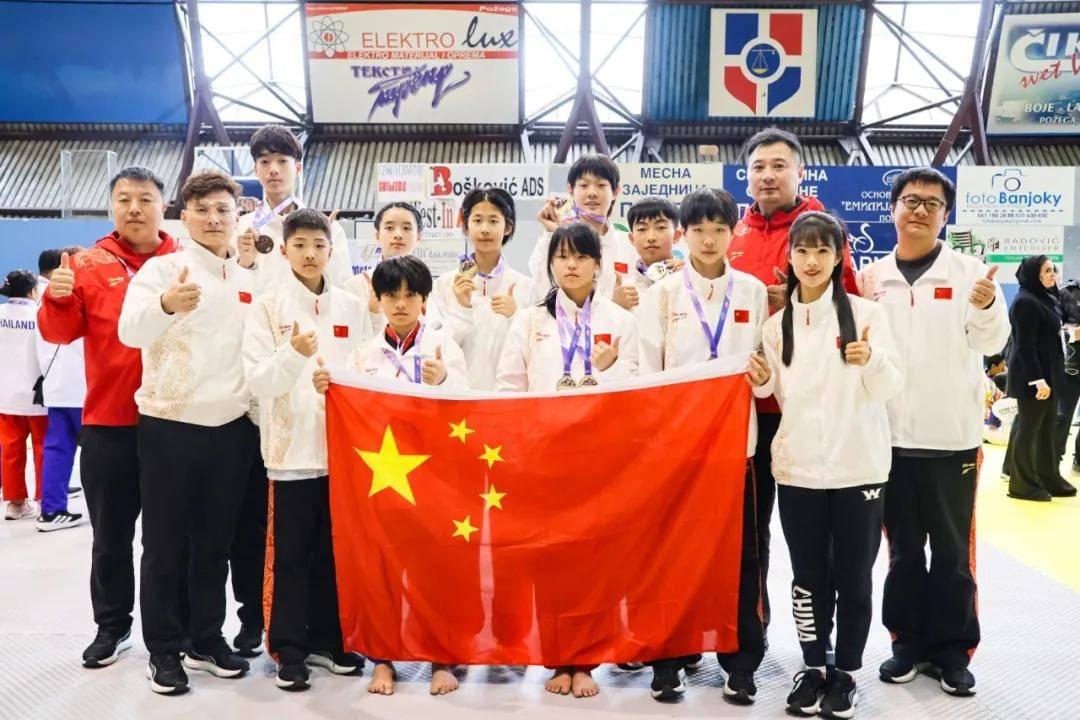 中国小将燃爆世中会，踢王决双星闪耀跆拳道赛场